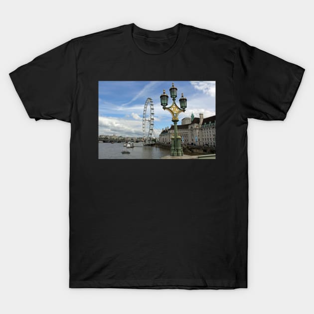 London Eye T-Shirt by gracethescene